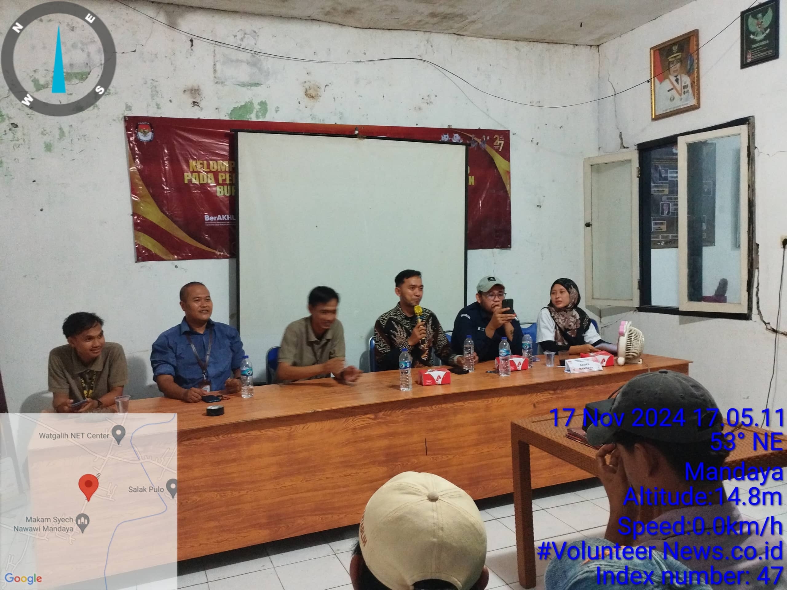 KPU Kab.Serang Kunjungi Bimtek Anggota KPPS Desa Mandaya Carenang