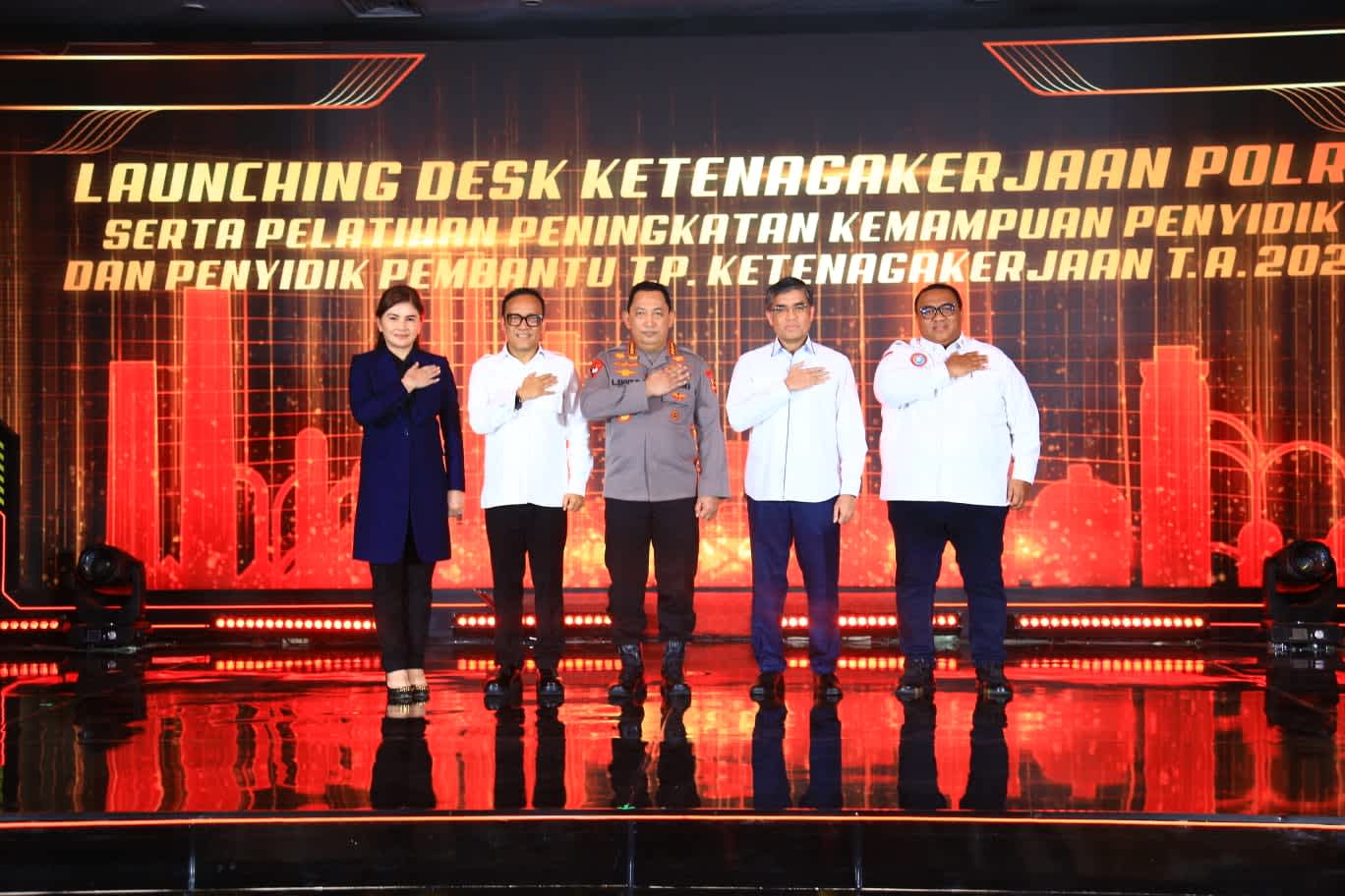 Kapolri : Desk Ketenagakerjaan Beri Jaminan Perlindungan Kaum Buruh 