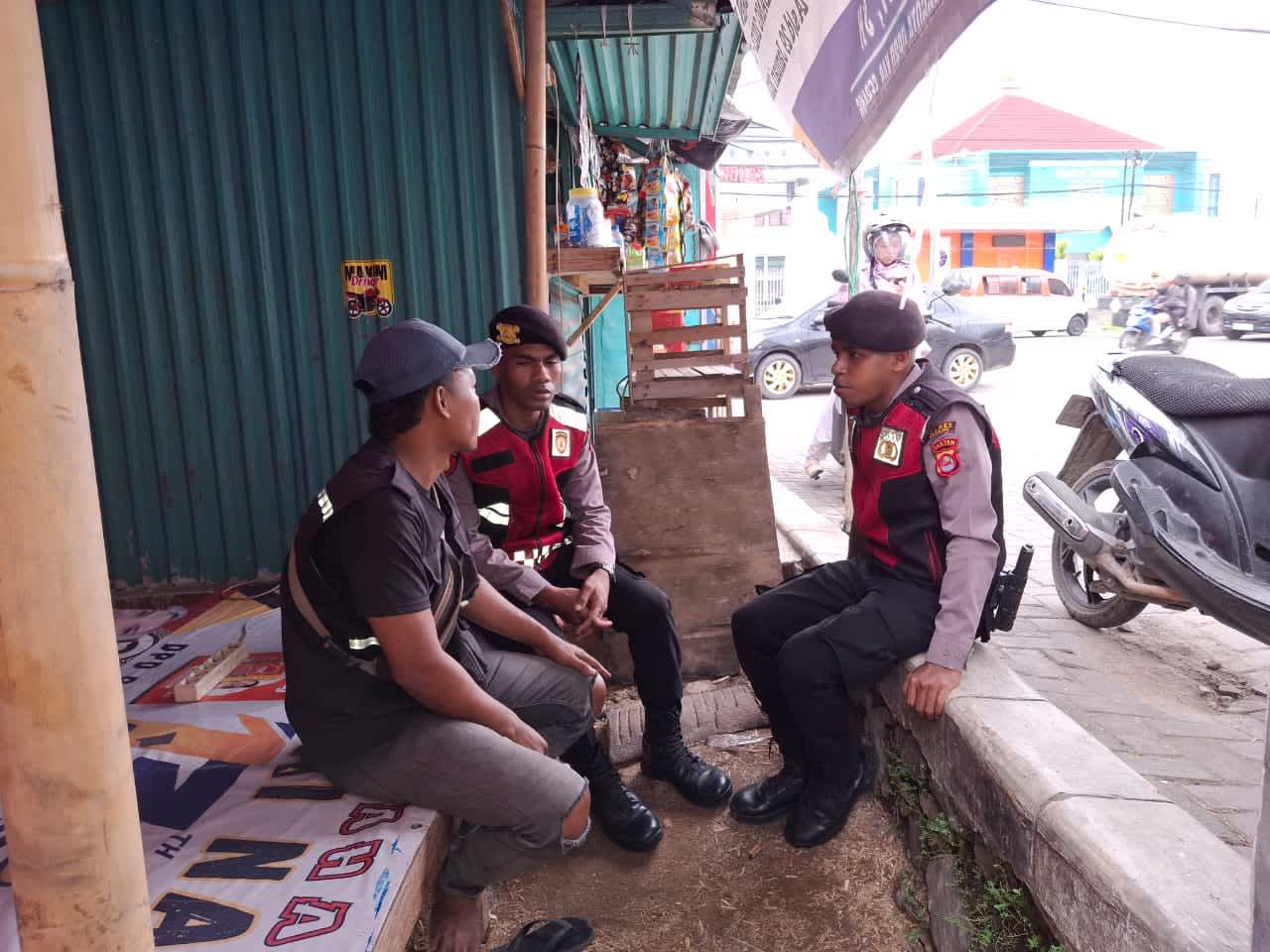 Sat Samapta Polres Serang Giat Patroli Dialogis di Wilayah Kec. Ciruas