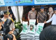 Yandri Susanto Mendes PDT RI Pesan 2 Ton Pupuk Kompos “Pak Bhabin”