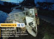 Diduga Sopir Ugal-ugalan Mobil Truck Mixer Beton Proyek DBMSDA Kab.Tangerang Terbalik, Warga Jadi Korban