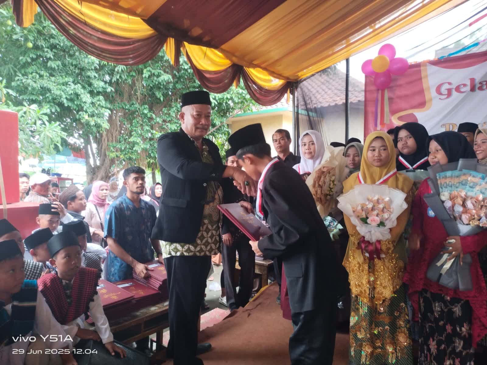 Di iringi Doa Guru dan Orang Tua Siswa, UPT SDN Gembor 2 Gelar Pentas Seni & Gelar Karya 