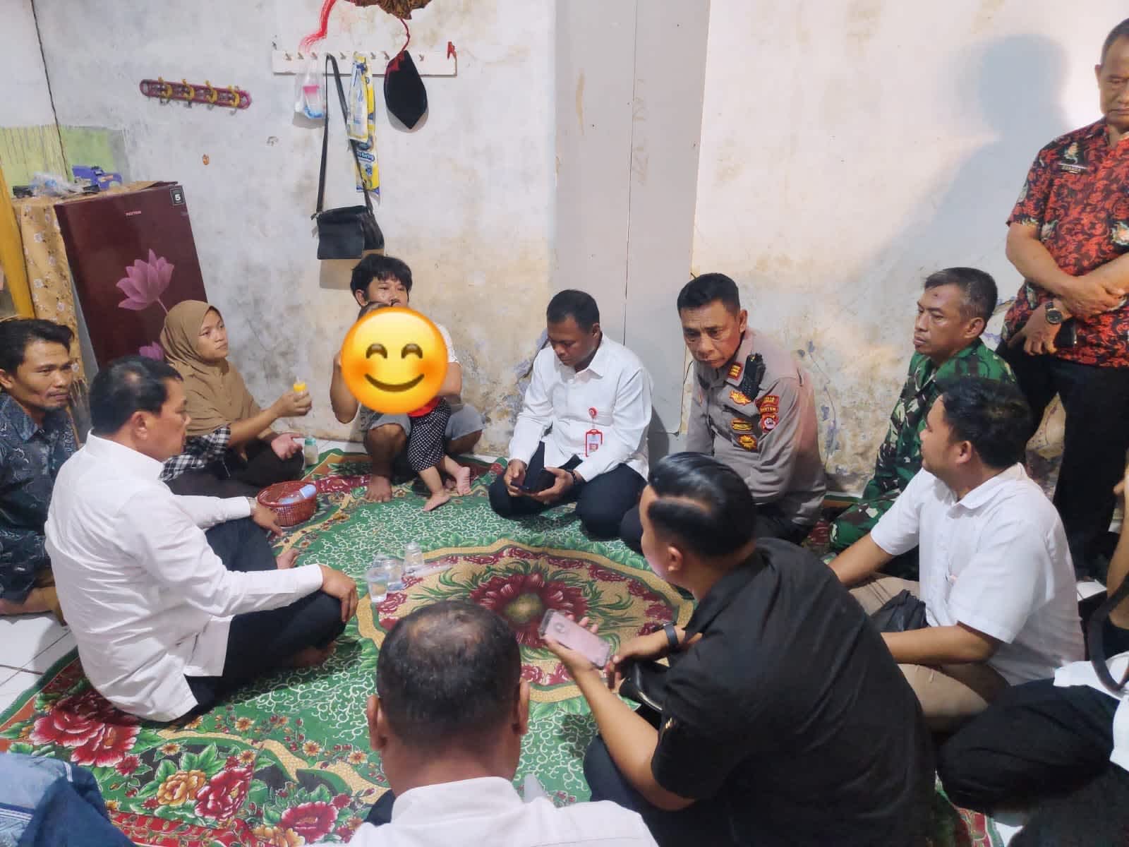 Sentuhan Kepedulian Bupati Tangerang: Menyapa dan Menguatkan Sopiawati, Anak Penderita Tumor di Kronjo