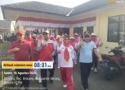 Semarak Jalan Santai HUT RI ke-80, Warga Binuang Penuhi Jalan dengan Nuansa Merah Putih