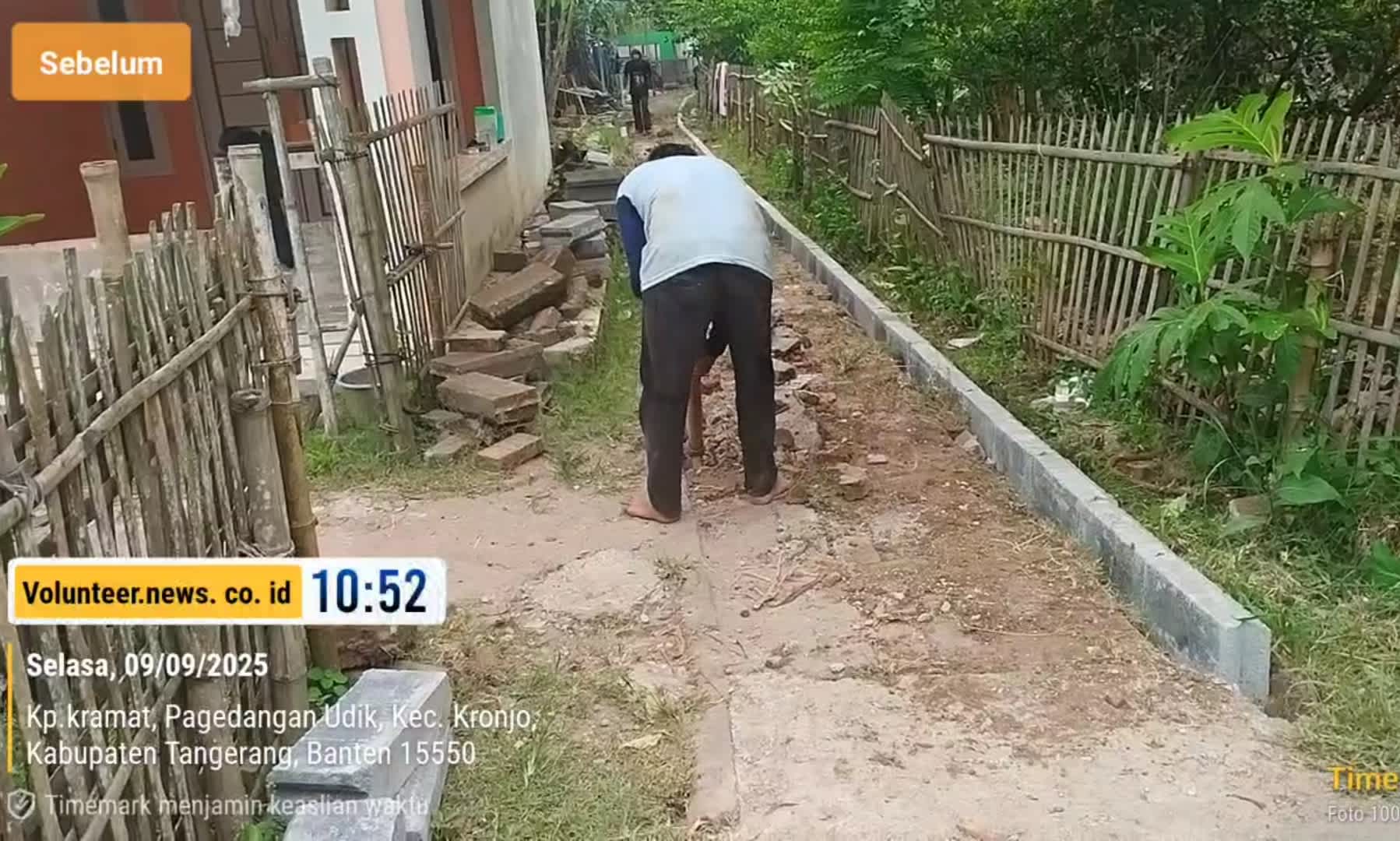 Pekerja Proyek Paving Blok di Pagedangan Udik Kec.Kronjo Tanpa K3: Kontraktor Abai, Keselamatan Pekerja Terancam