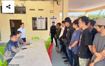 Kemlu Pulangkan Sembilan WNI dari Kamboja, Tujuh Diduga Terlibat Penipuan Daring