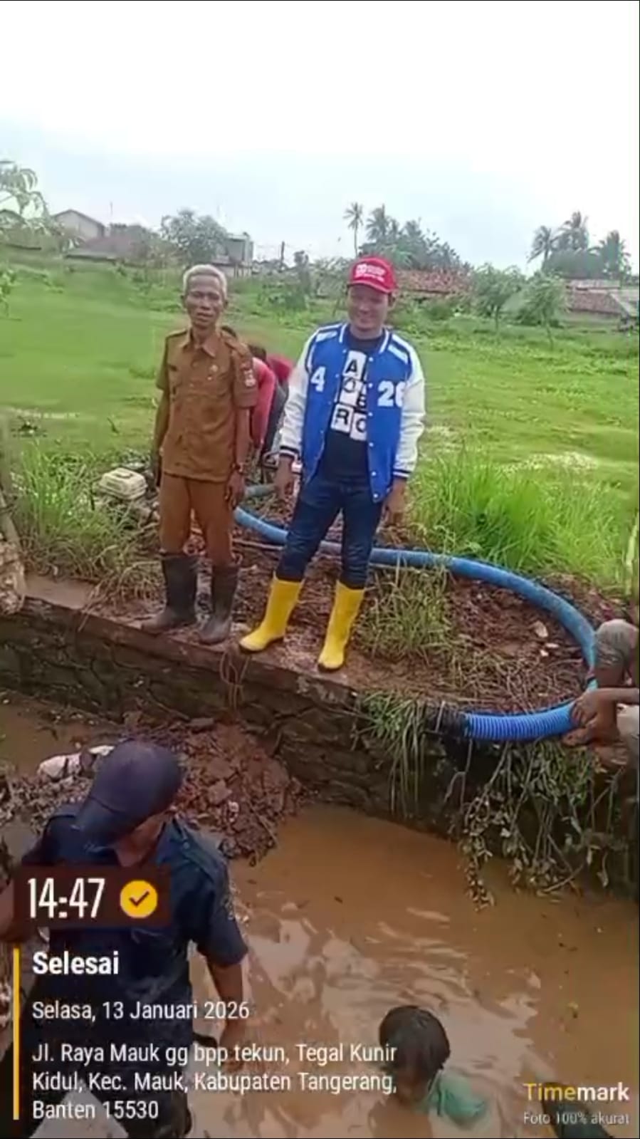 Gotong Royong Warga Banyu Asih Kec.Mauk Benahi Saluran Air, Antisipasi Banjir Susulan