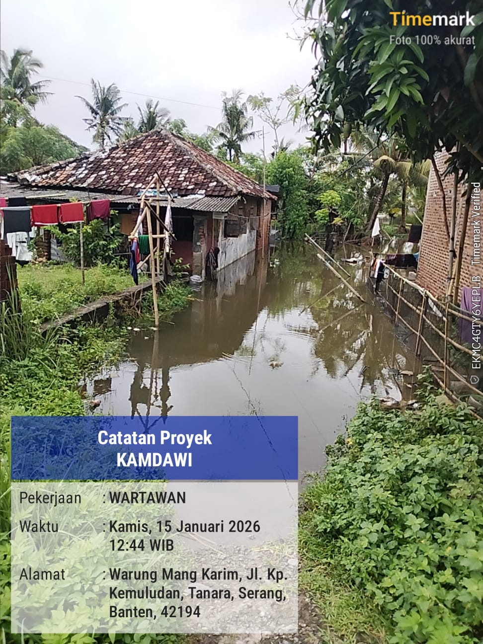 Kepala Desa Tanara Pimpin Aksi Cepat Tanggap Banjir di Kemuludan dan Sukamaju