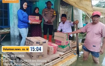 Banjir Belum Surut, SPPG Binuang 2 Yayasan Poros Aksi Warga Nyata Salurkan Bantuan bagi Korban Banjir