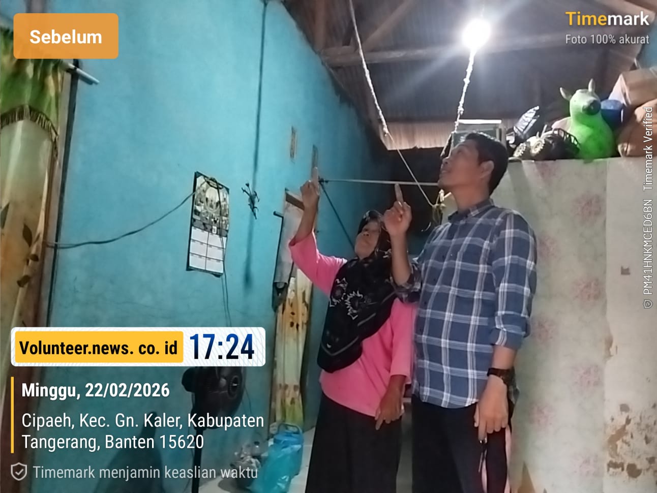 Keselamatan Warga Terancam, Material Tower BTS Jebolkan Atap Rumah Warga Desa Cipaeh Kec.Gunung Kaler, Tangerang