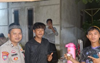 Warbin Keliling, Ngopi Gratis Usai Tarawih Jadi Jembatan Aspirasi Warga Carenang dan Binuang