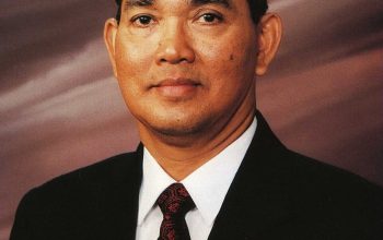 Indonesia Berduka, Wapres Ke-6 Try Sutrisno Wafat di Usia 90 Tahun