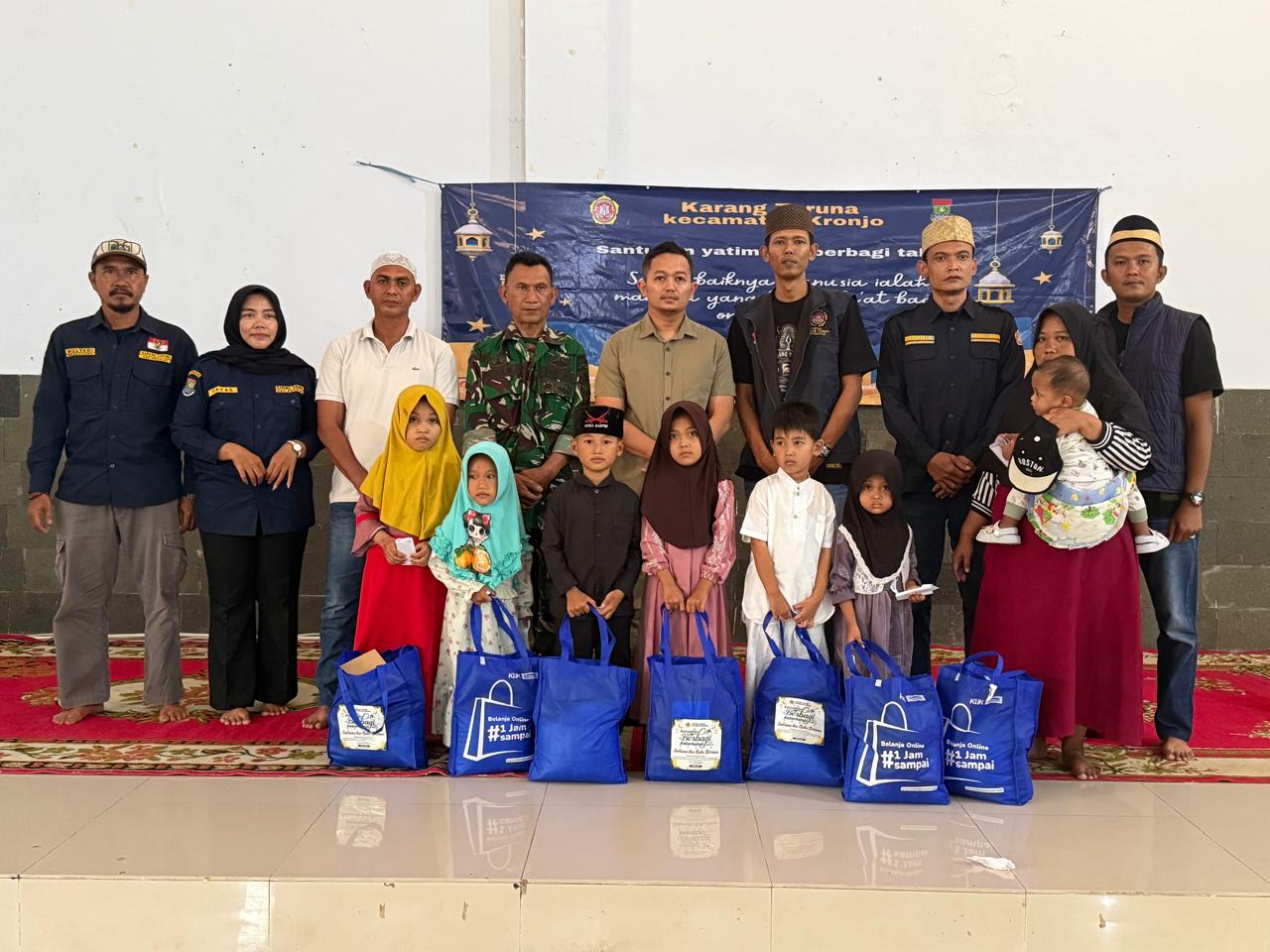 Karang Taruna Kec.Kronjo, Tangerang Tebar Kepedulian di Ramadan, Santuni Yatim dan Bagikan Takjil untuk Pengendara