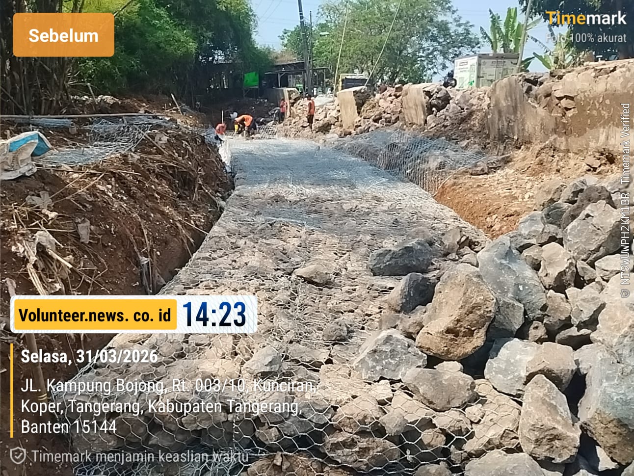 Proyek Bronjong di Desa Pasir Ampo Kec. Kresek Dipertanyakan, Tanpa Papan Informasi dan Diduga Alih Anggaran