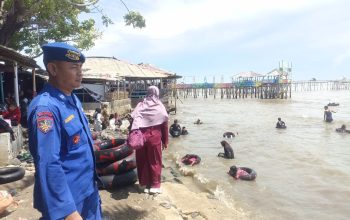 Wisatawan Pulau Cangkir Membludak, Polisi Turun Tangan Cegah Risiko Laut Pasang