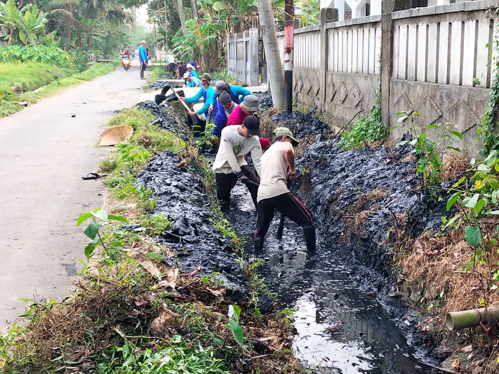 H. Subarta Pimpin Normalisasi Drainase, Lingkungan Sidoko Kini Lebih Bersih dan Sehat