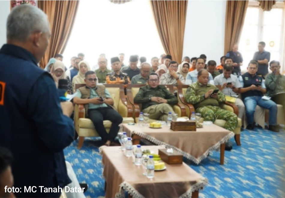 Banjir dan Longsor Kepung Enam Kecamatan, Tanah Datar Tetapkan Tanggap Darurat 14 Hari